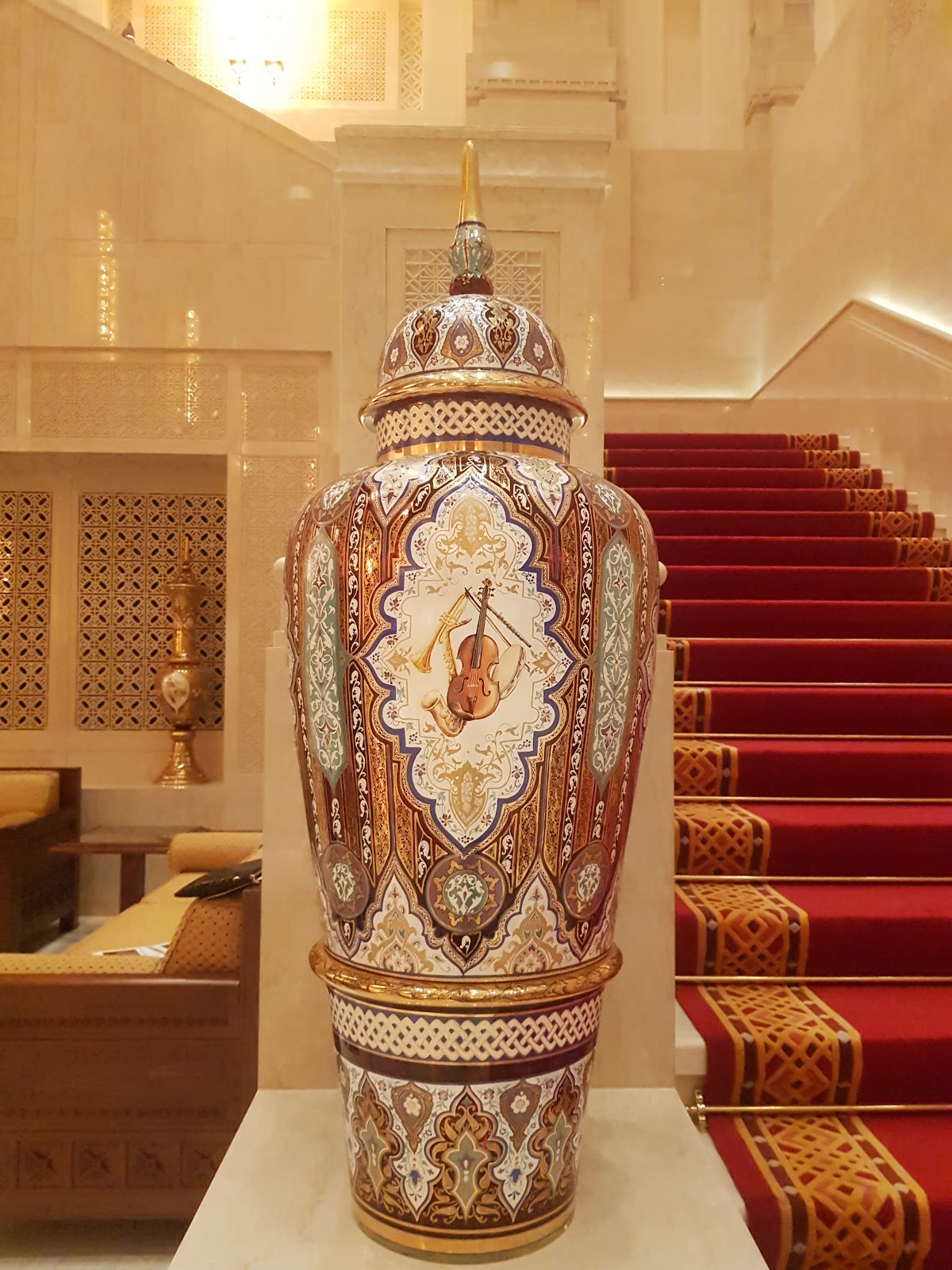 Opera Galleria - Photo 4